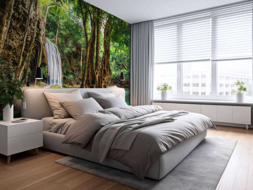 Cascata nella giungla tropicale