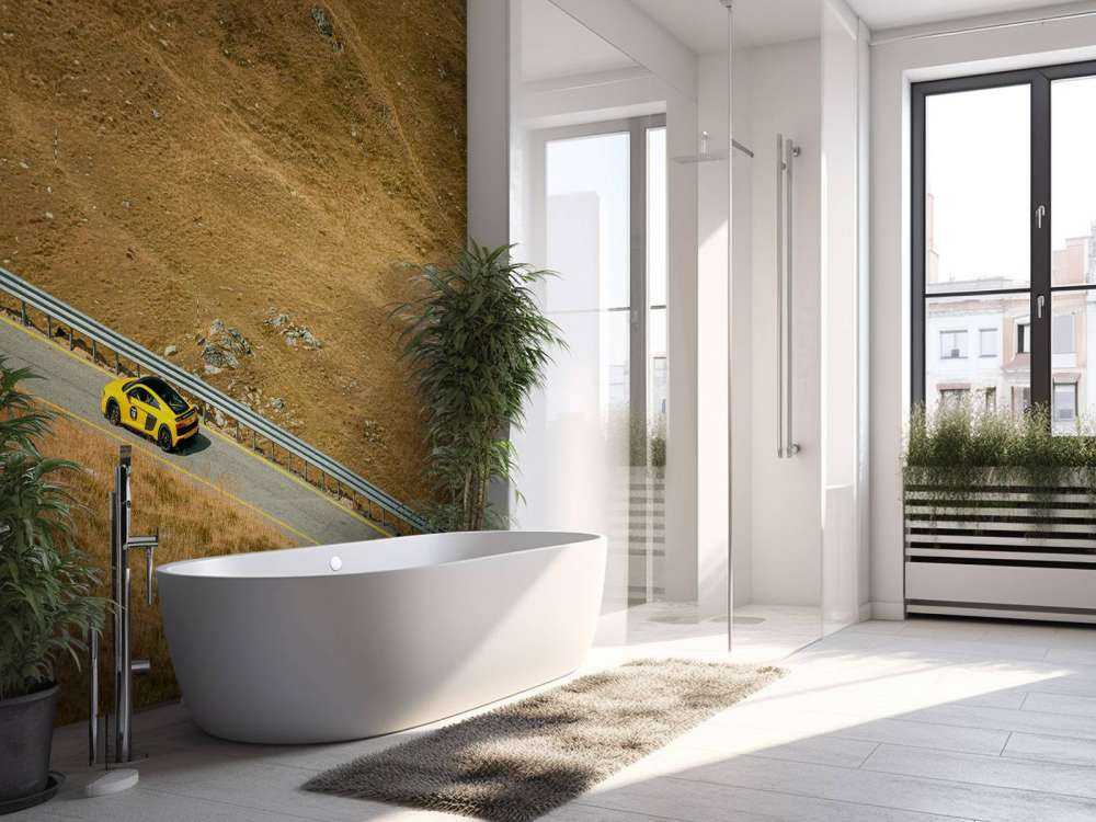 Audi R8 su una solitaria strada di montagna