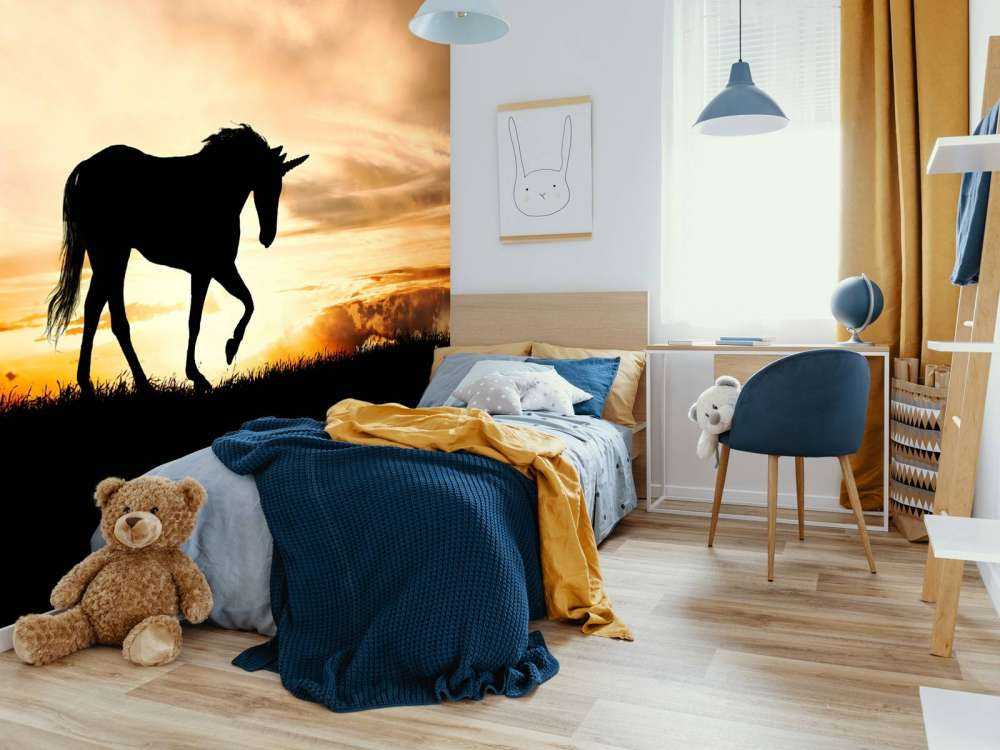 Sagoma di unicorno al tramonto