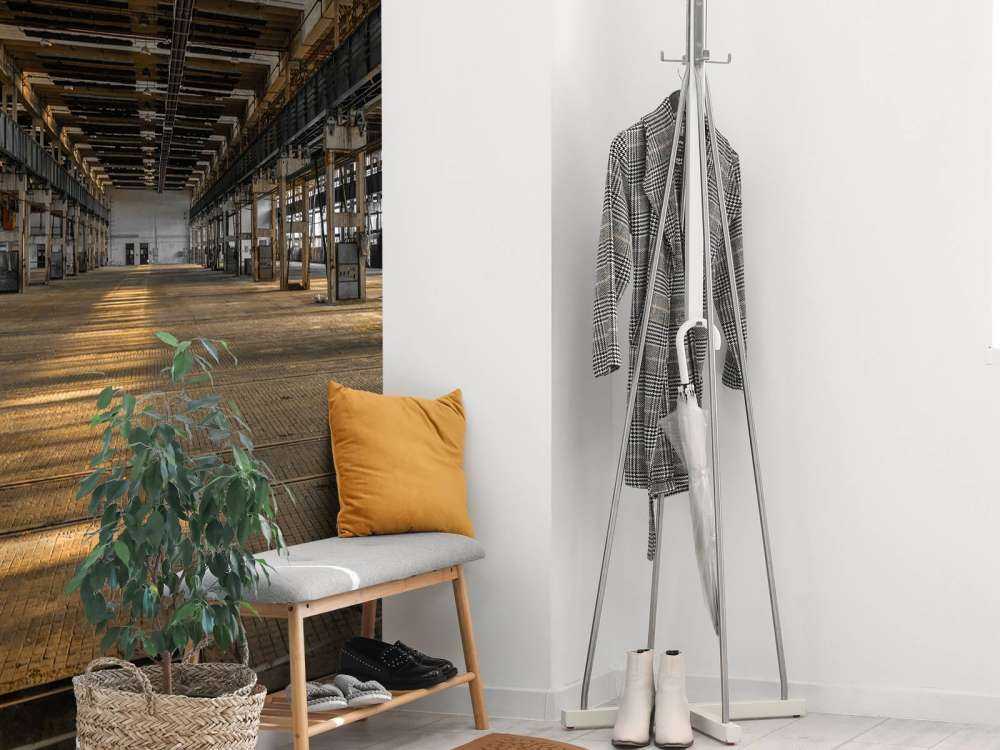 Vecchio garage abbandonato