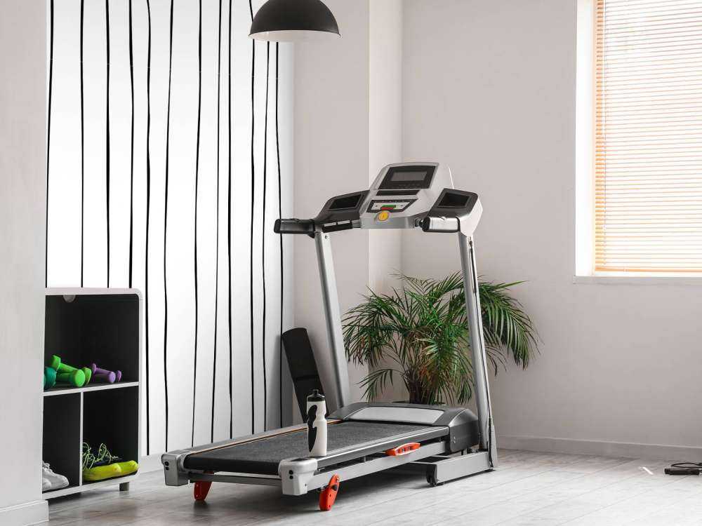 Linee astratte in bianco e nero