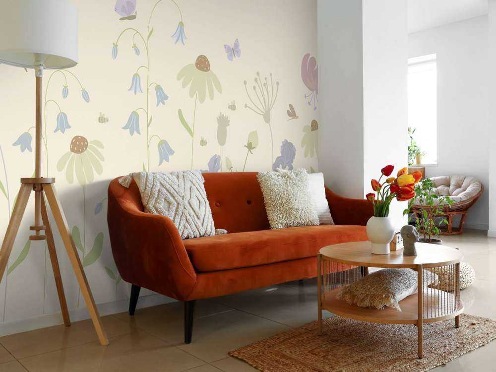 Campo di fiori alto con farfalle sabbia, rosa antico, verde e lilla