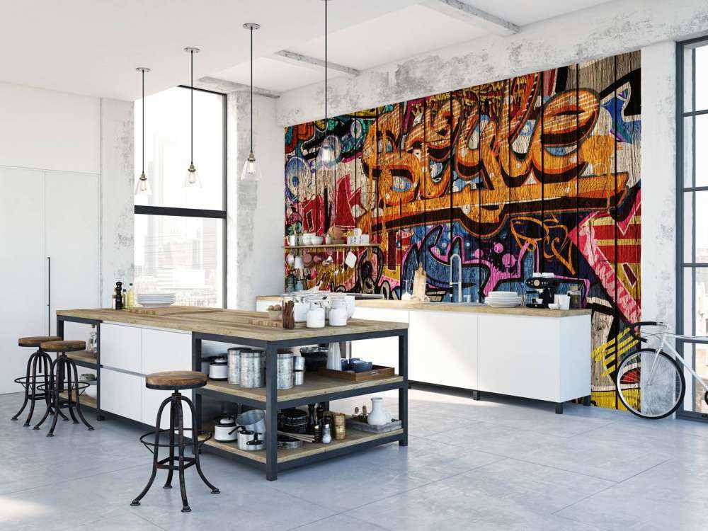 Graffiti con lettere su legno