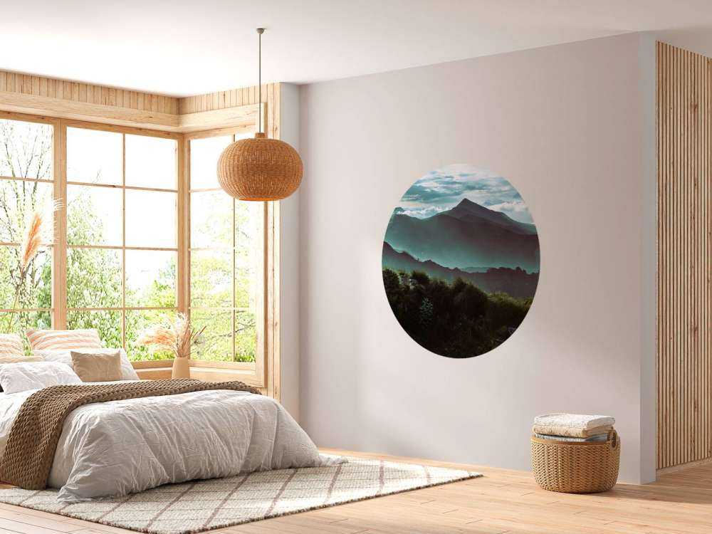 Giungla con montagne