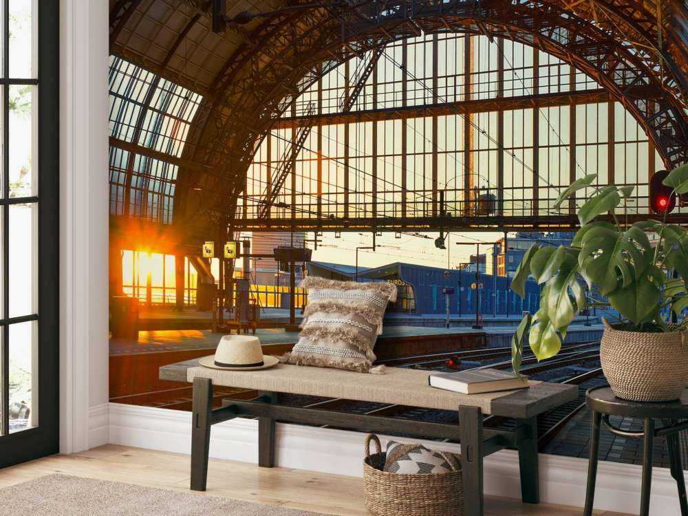 L'alba alla stazione