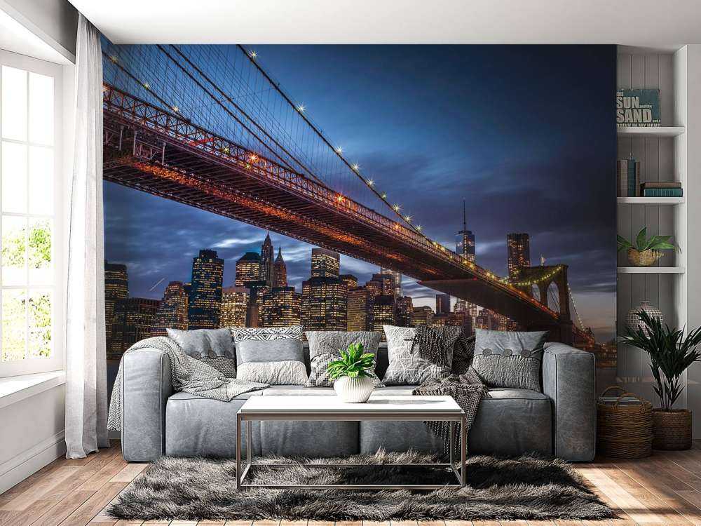 Brooklyn Bridge and lower Manhattan skyline at dusk, New York