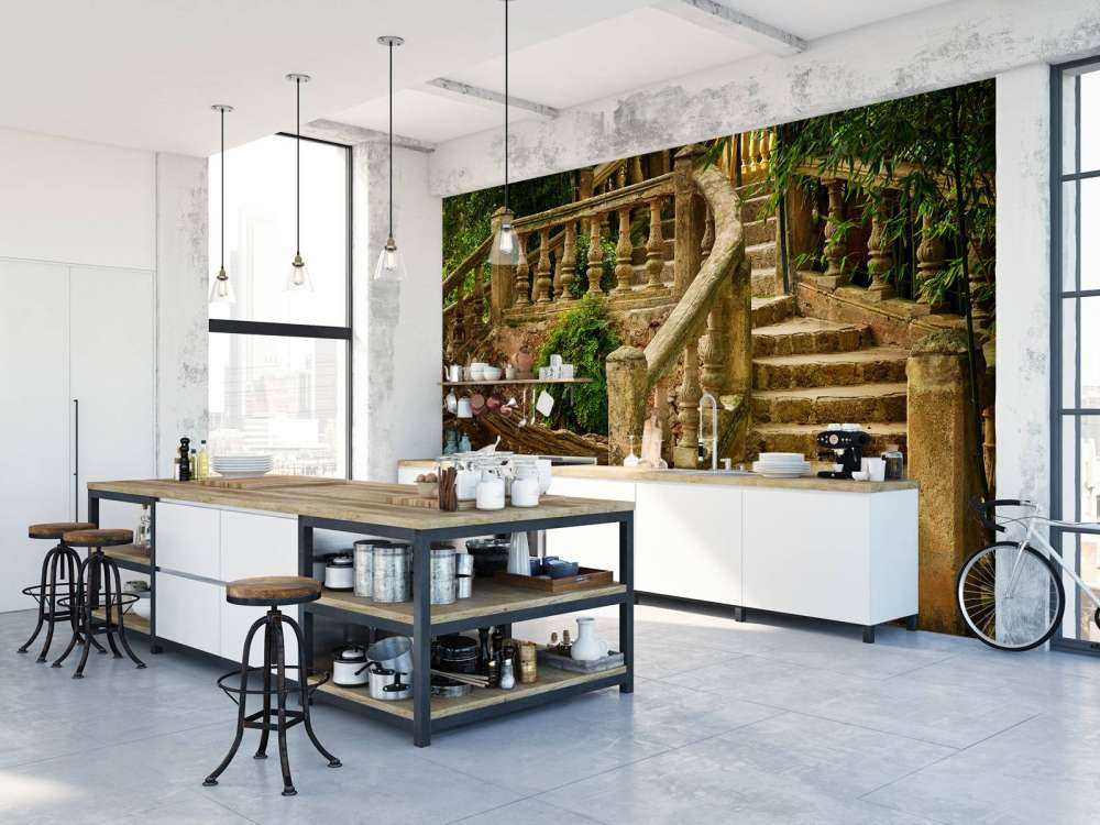 Vecchie scale in alto