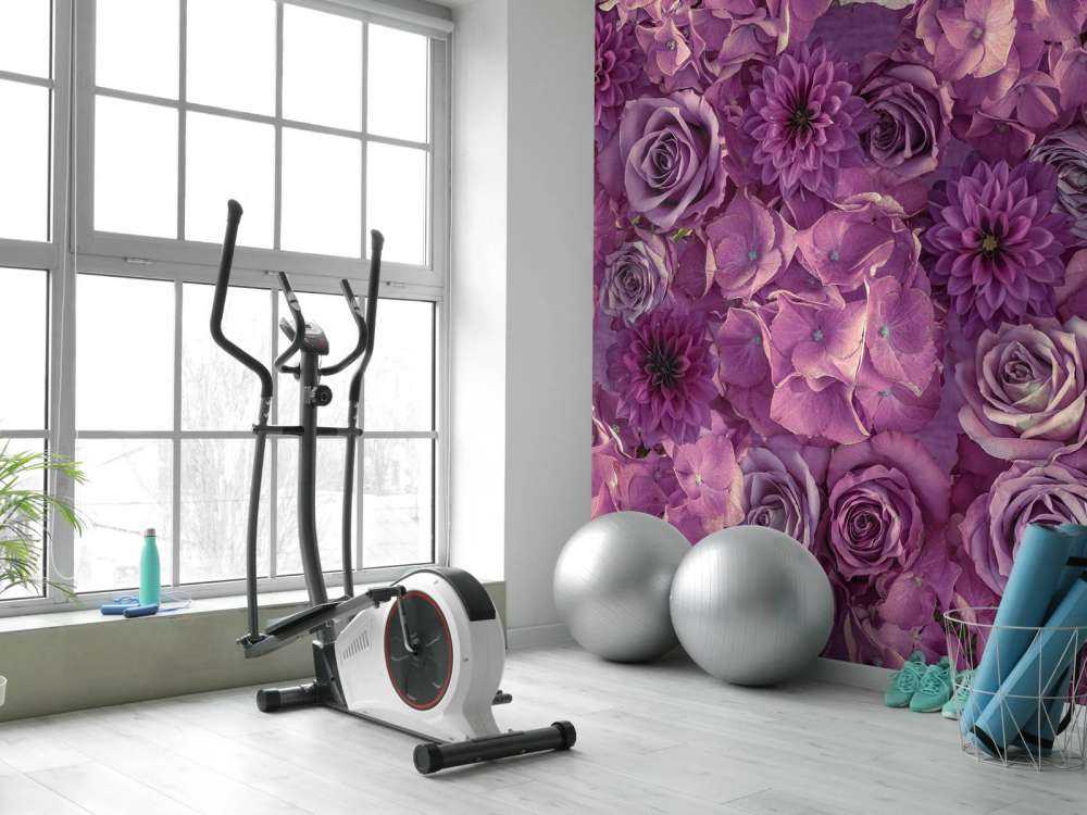 Ortensie, rose e dalie viola