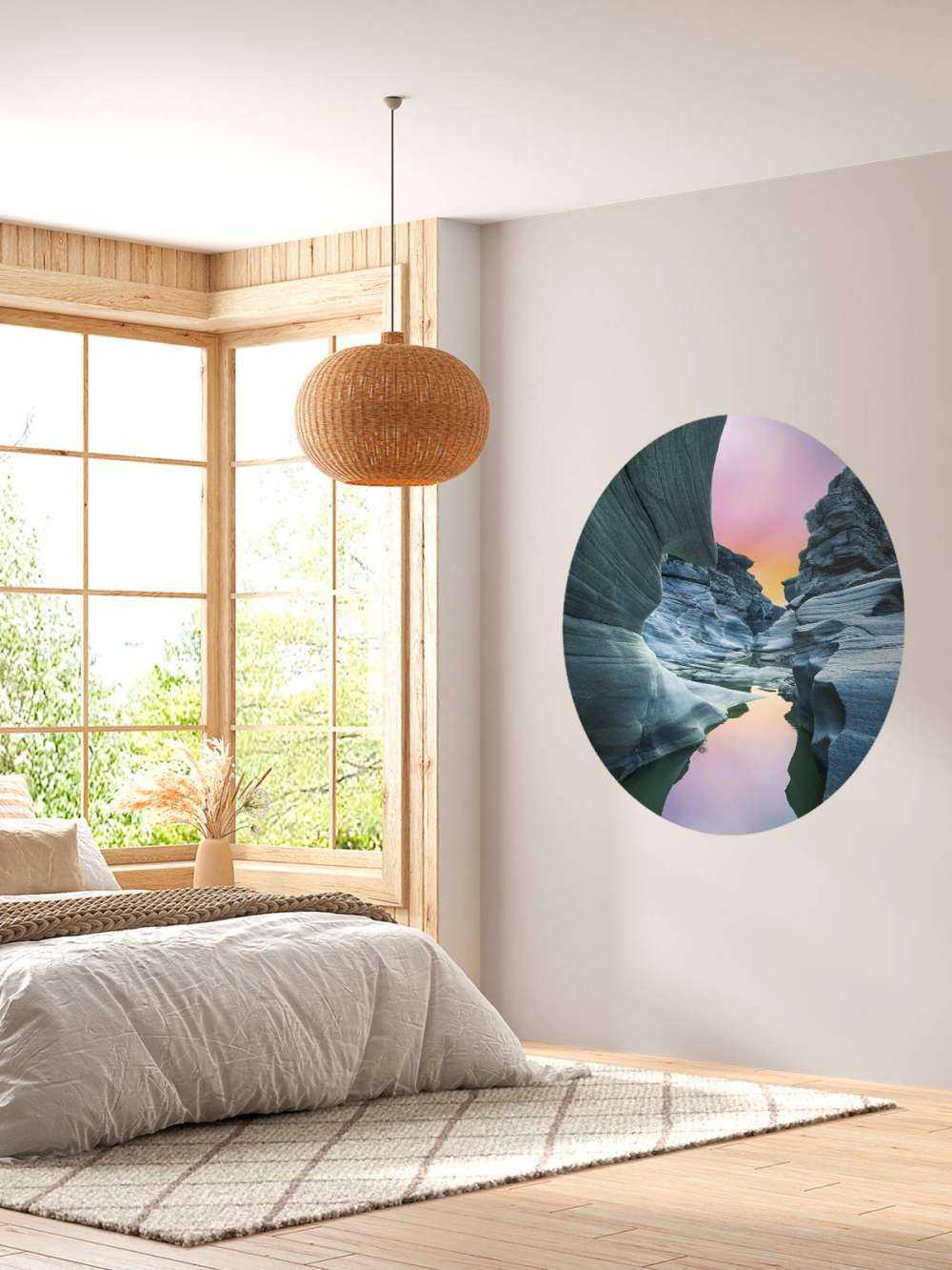 Grotta con cielo colorato