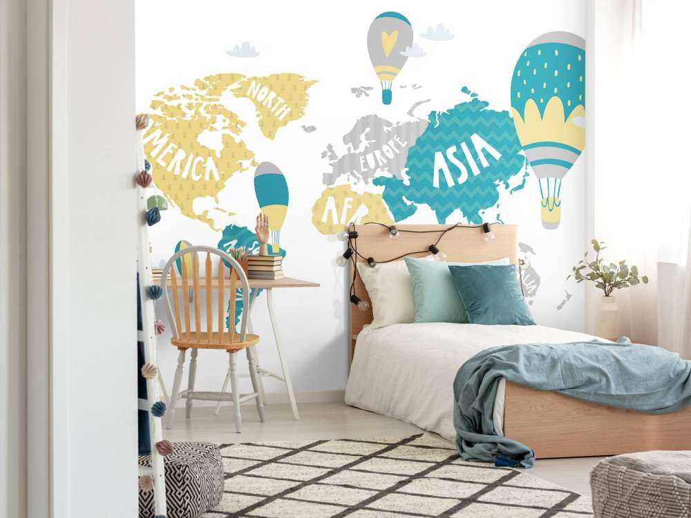 Mappa del mondo con palloncini