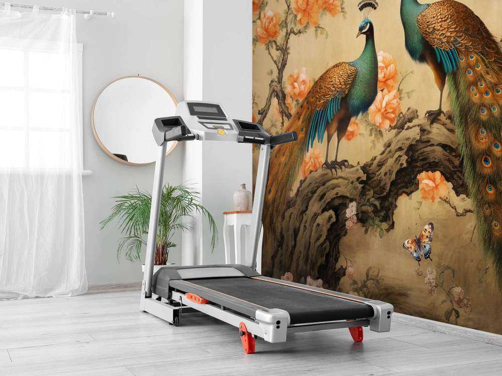 Danza del Pavone nel Bagliore della Fioritura