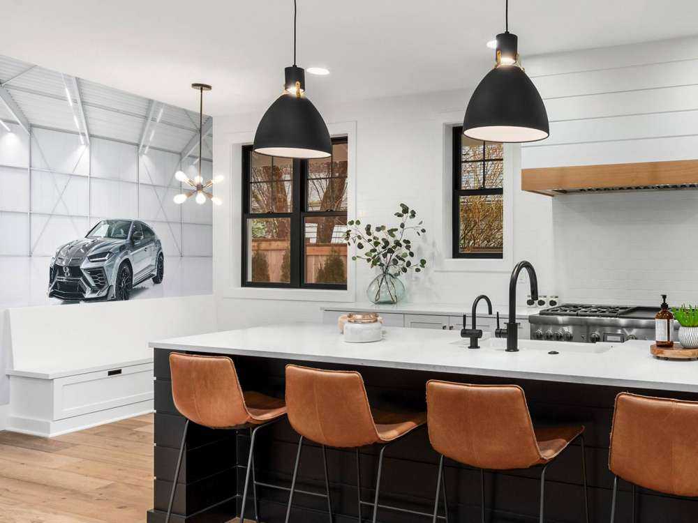 Lamborghini in sala bianca