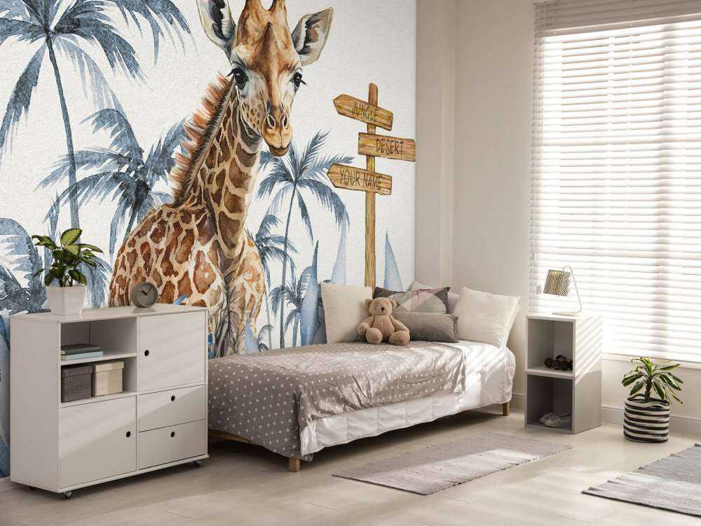 Baby giraffa nella giungla blu