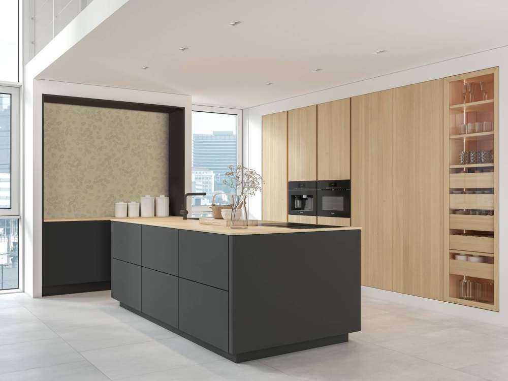 Piccole foglie su beige