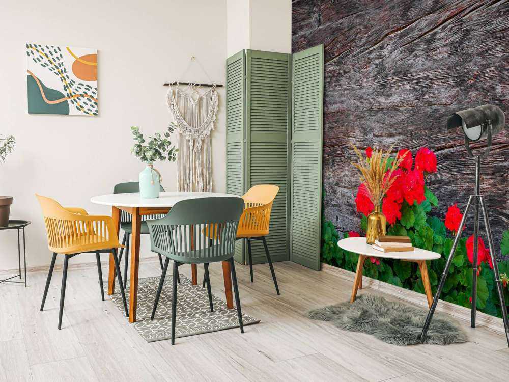 Legno invecchiato con fiori