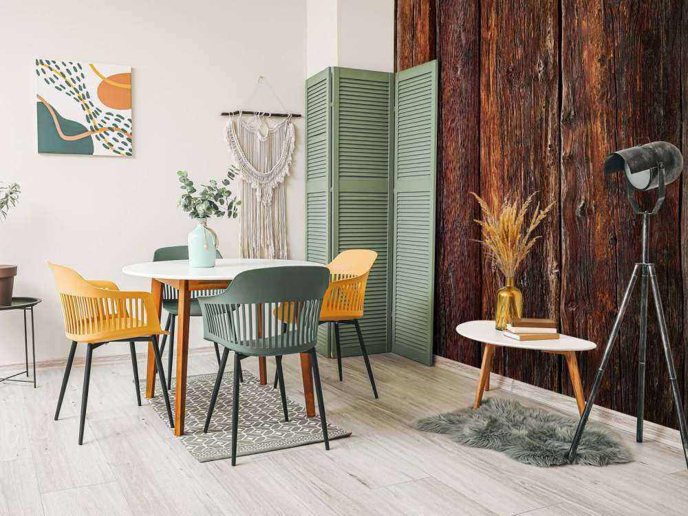 Legno verticale bruciato