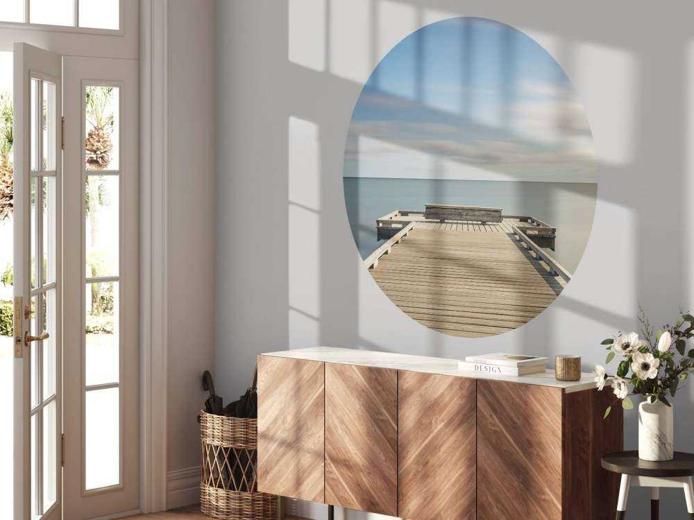 Lungo pontile in legno