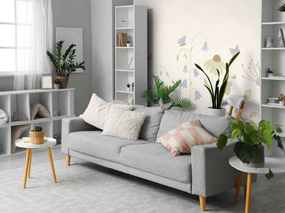 Campo di fiori alto con farfalle beige, rosa antico, verde e lilla