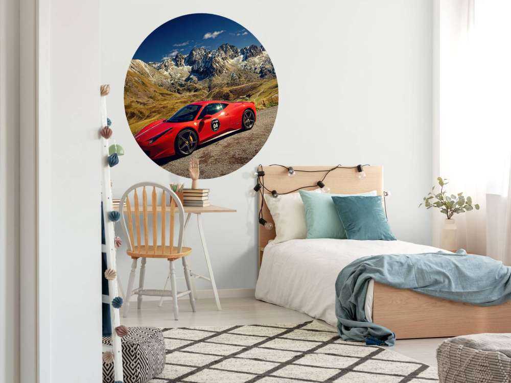 Ferrari 458 con le cime alpine