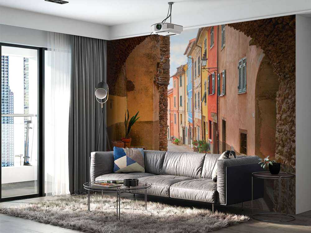 Strada italiana con arco