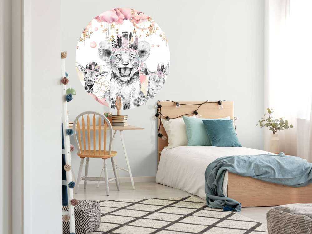 Animali sognanti sotto nuvole stellate