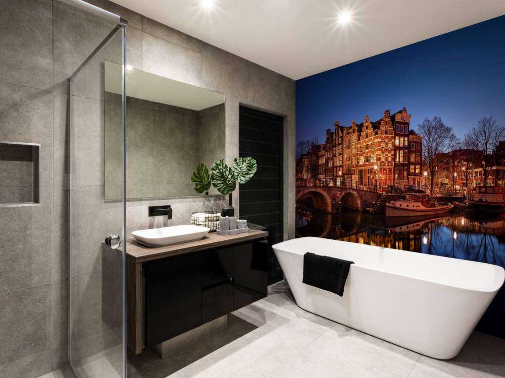 Case illuminate lungo il canale