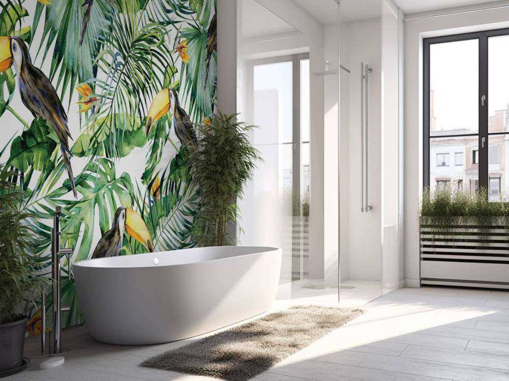 Tucano tra le foglie