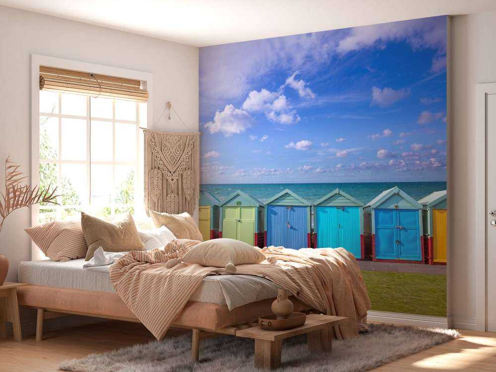 Capanne colorate sulla spiaggia