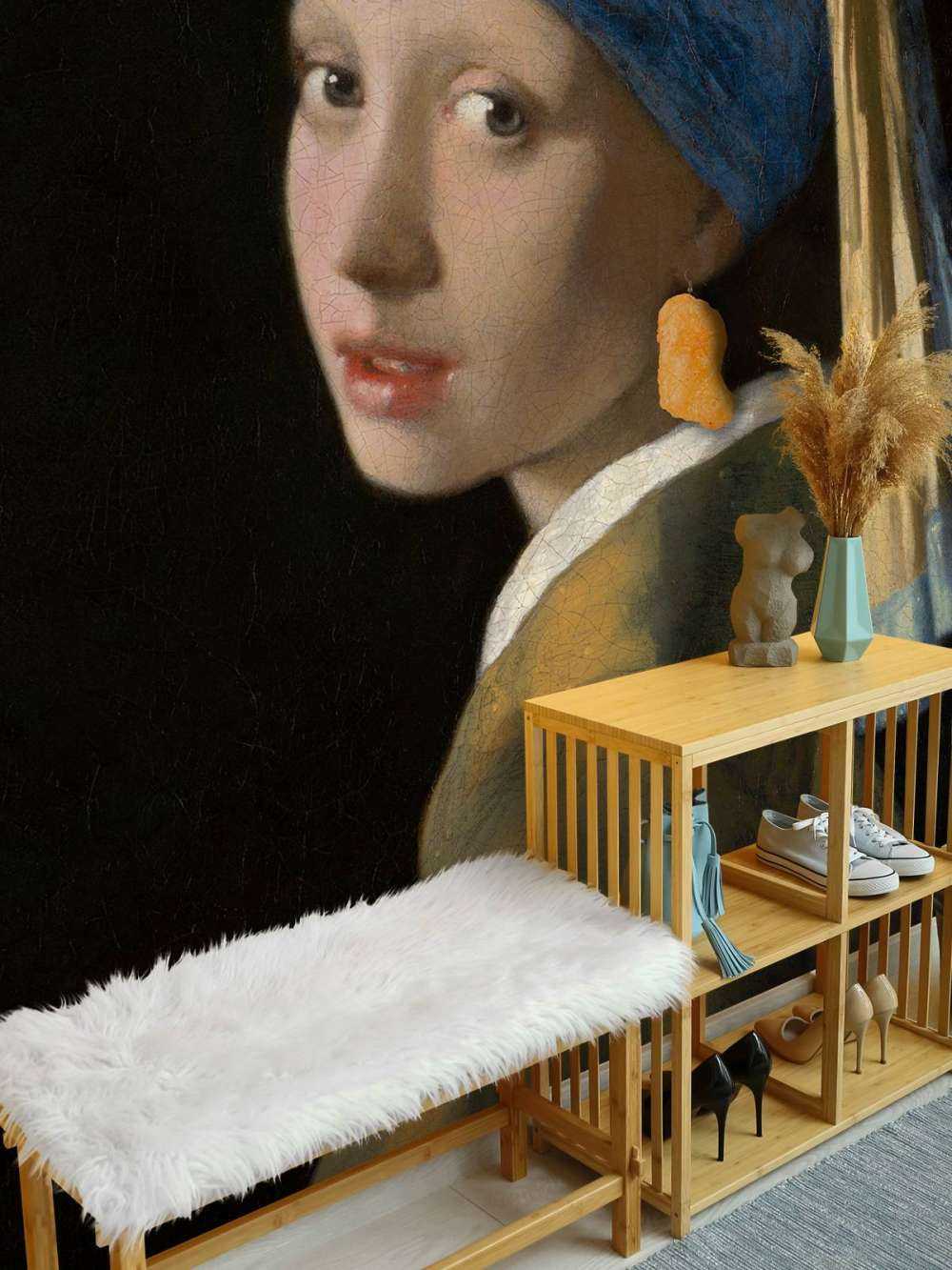 Ragazza con pepita di pollo