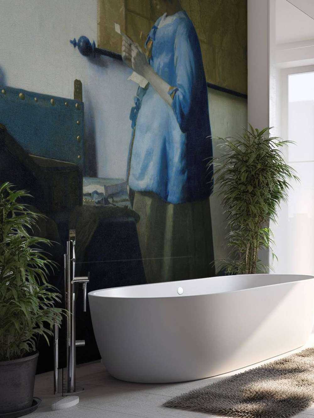 Donna che legge una lettera