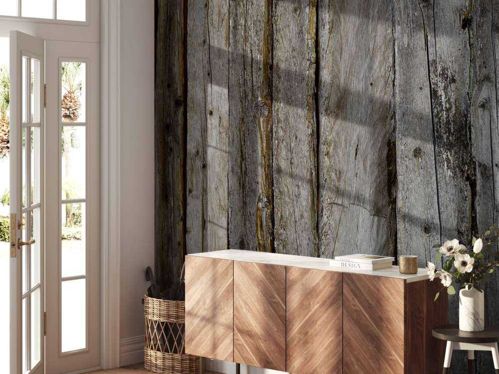 Vecchie travi logorate dalle intemperie