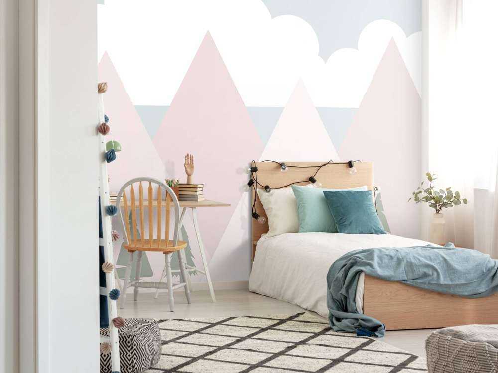 Montagne rosa con pini