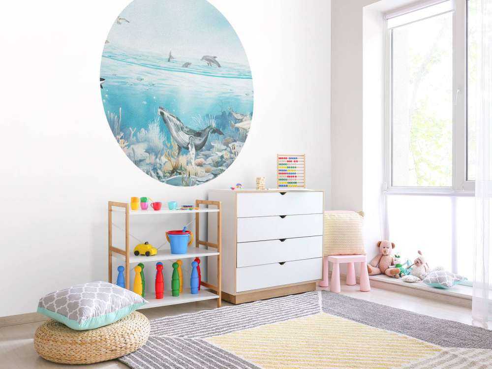 Paesaggio Oceanico con Animali a Colori