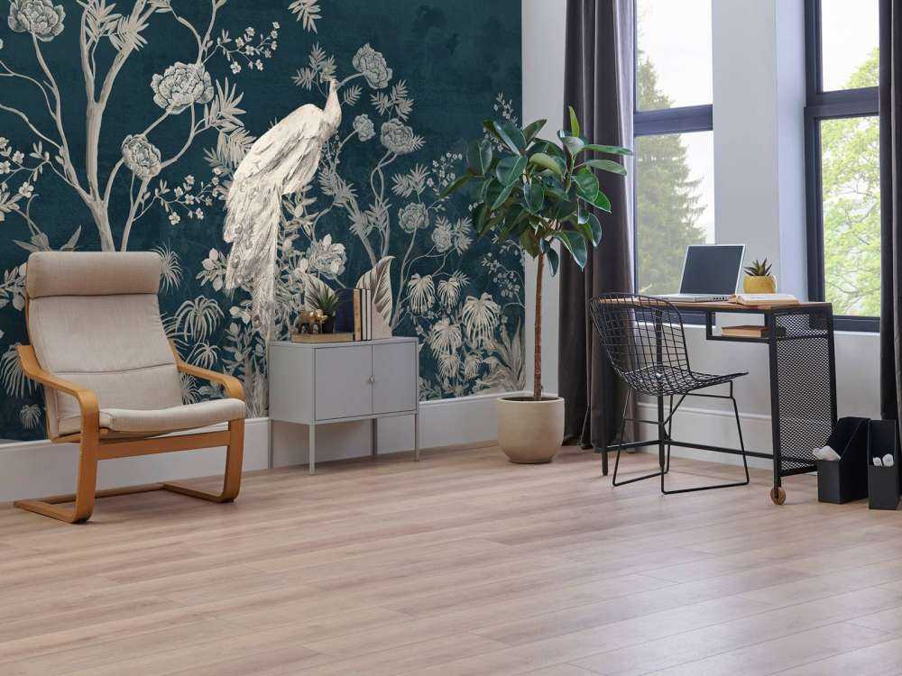 Splendore del Pavone nel Giardino Notturno