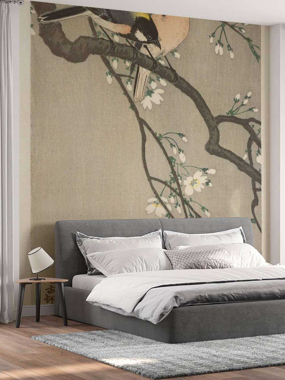 Tette grandi su ramo in fiore