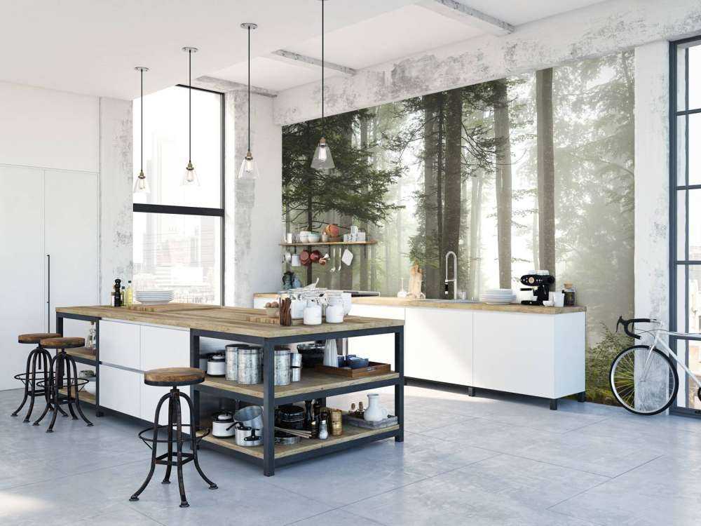 Bellissimo paesaggio nebbioso