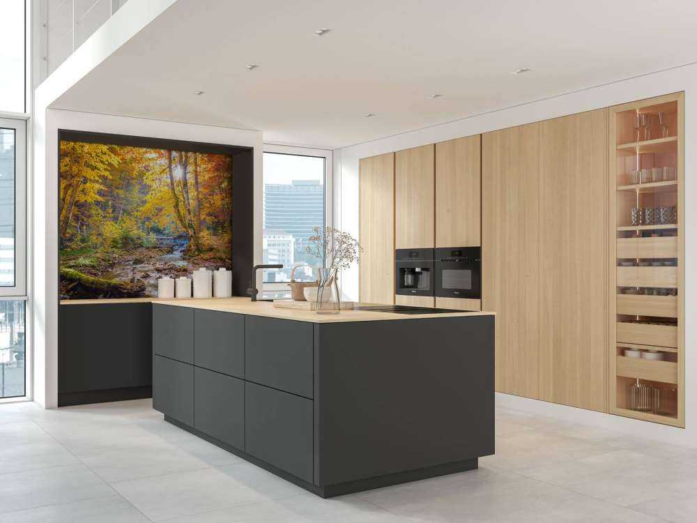 Autunno nella foresta selvaggia