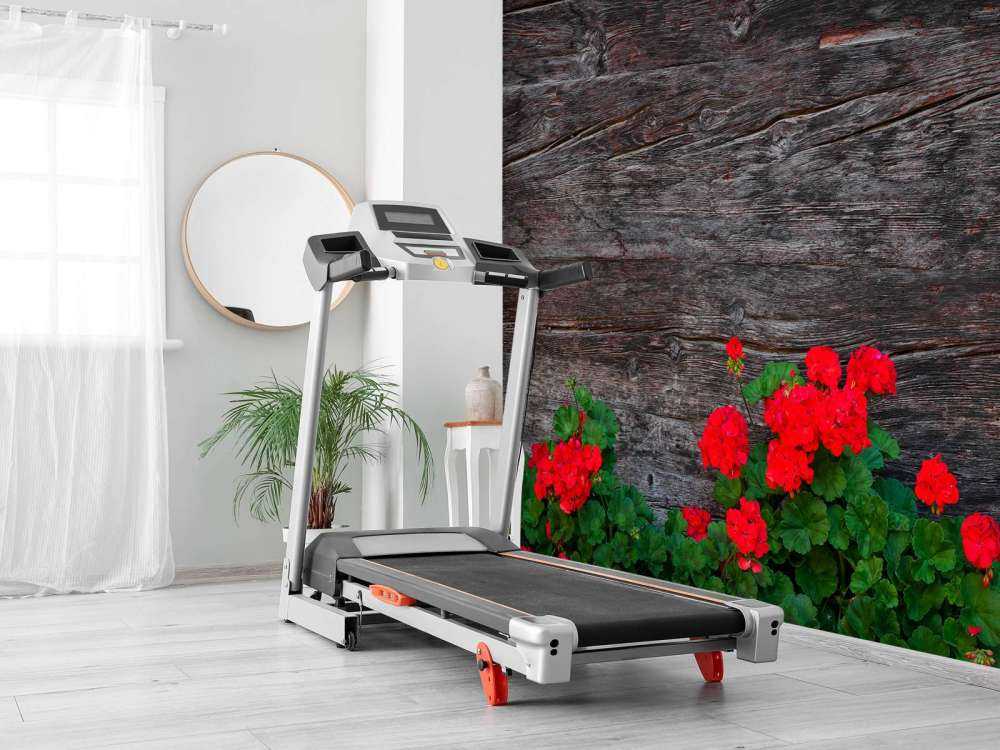 Legno invecchiato con fiori