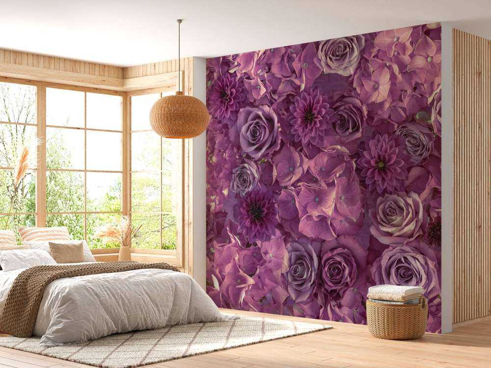 Ortensie, rose e dalie viola