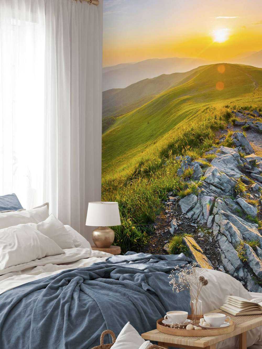 Tramonto in un paesaggio montano