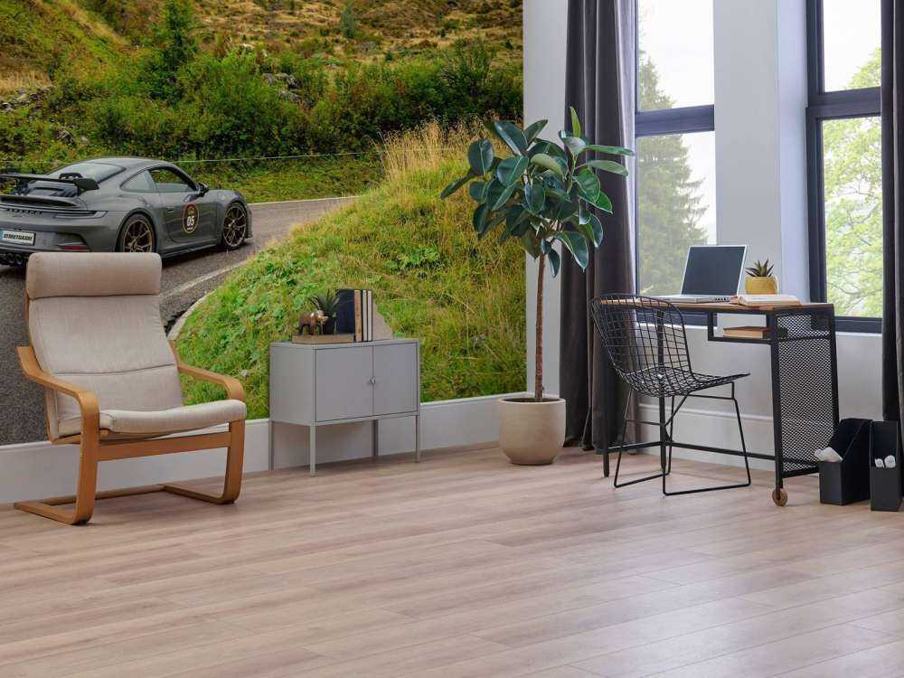 Sportwagen porta nebbia di montagna