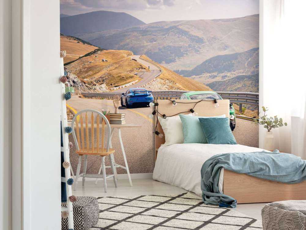 Percorso tortuoso tra le montagne