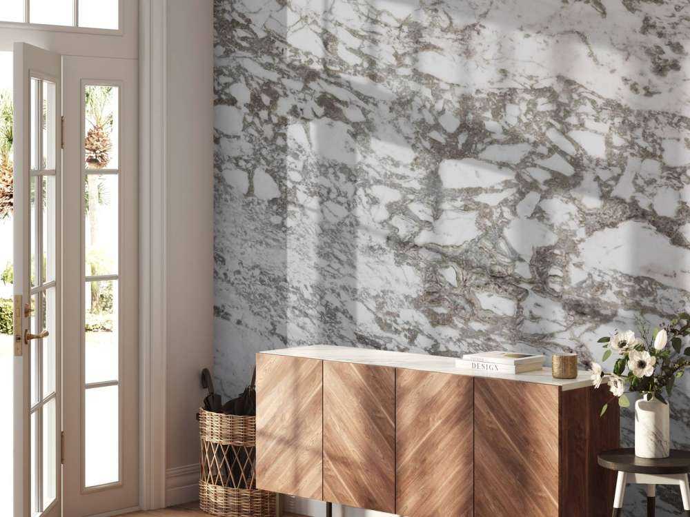 Marmo bianco con struttura grossolana