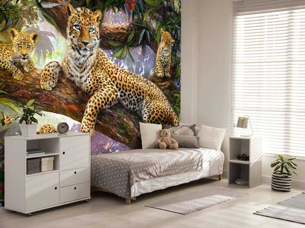 Tree Top Leopard Family