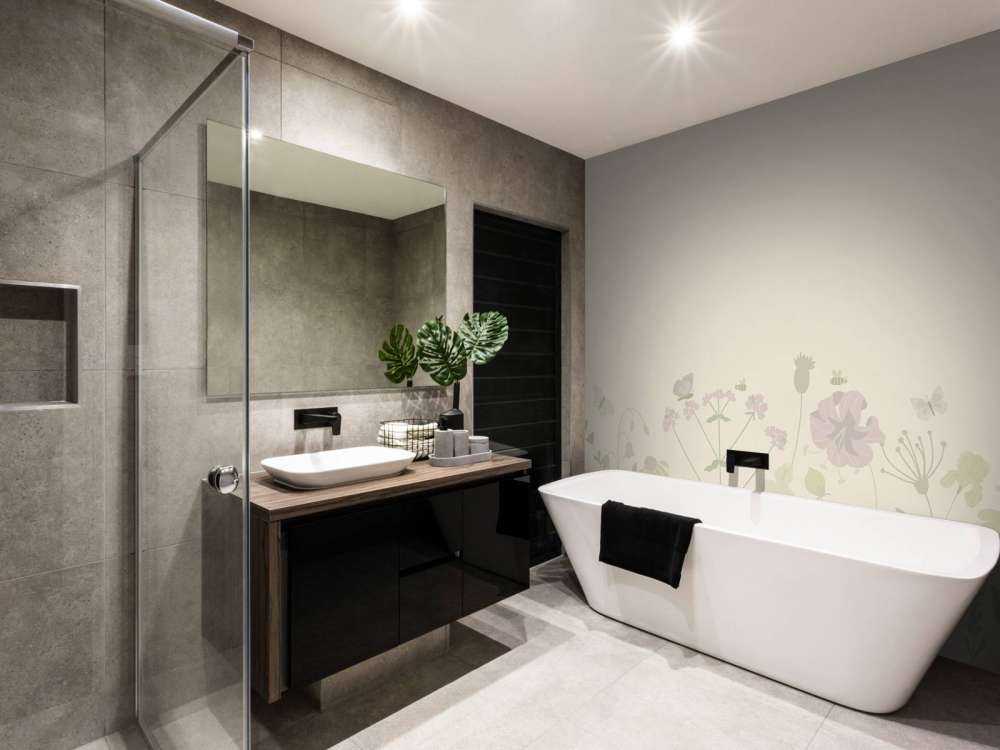 Campo di fiori con farfalle beige e rosa antico