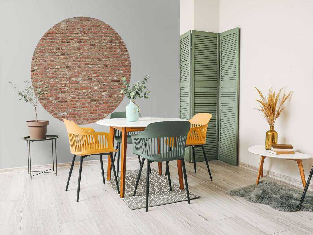 Muro con diversi colori di mattoni