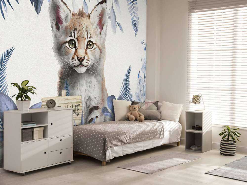 Baby lince nella giungla blu