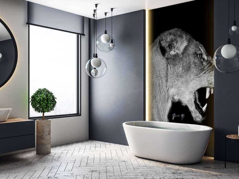 Vista laterale leonessa nera