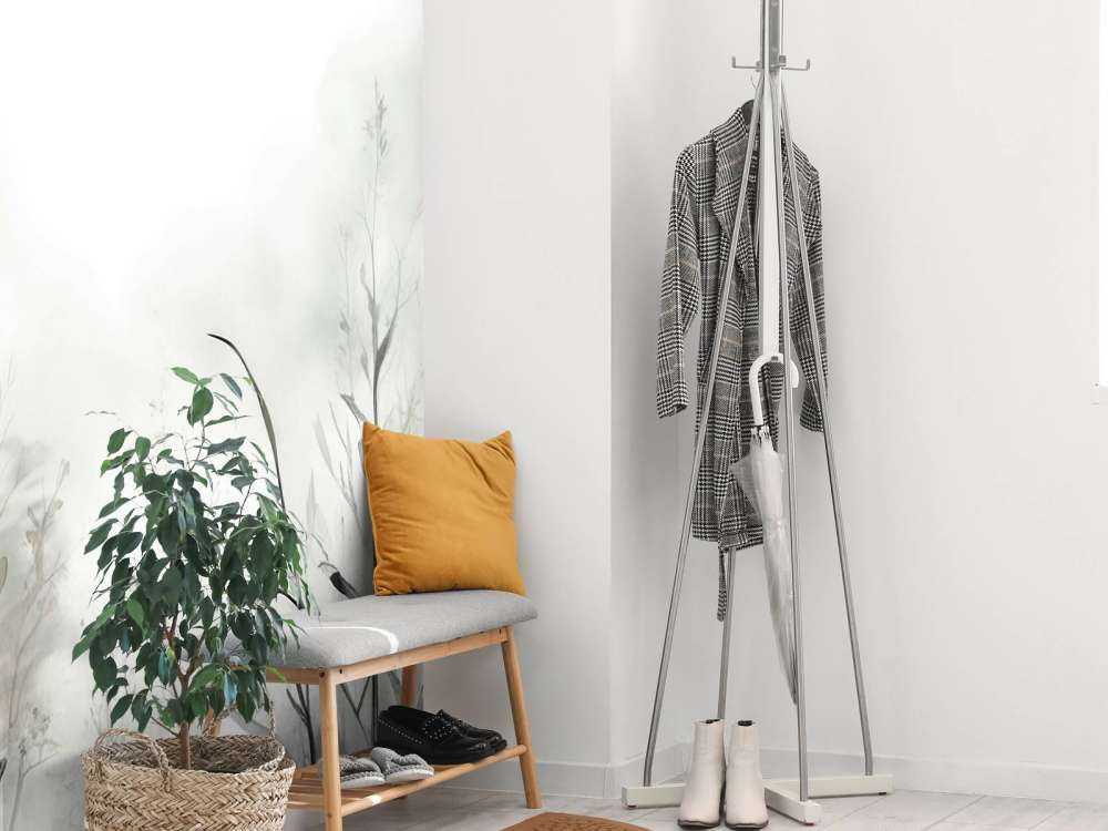 Silenzio Mattutino Nebbioso Bianco