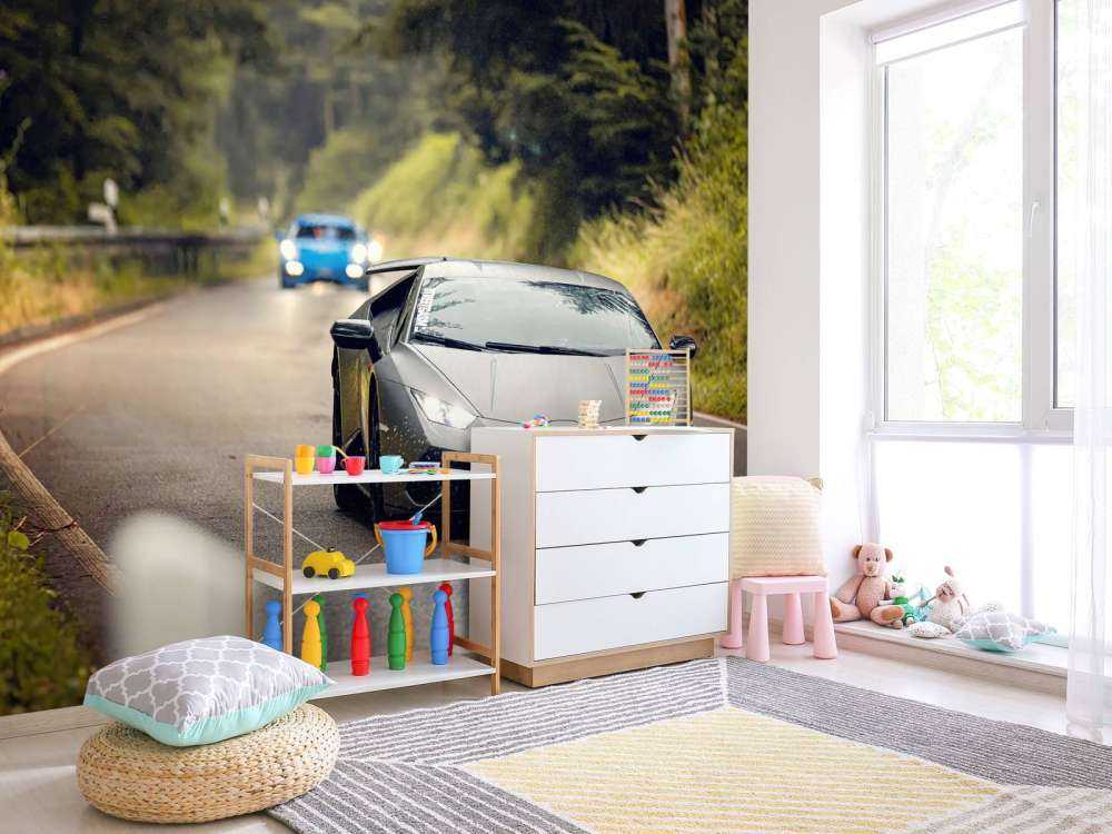 Lamborghini grigio mat nella natura